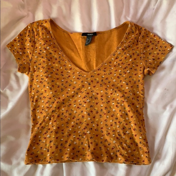 Forever 21 Tops - F21 FLORAL TOP